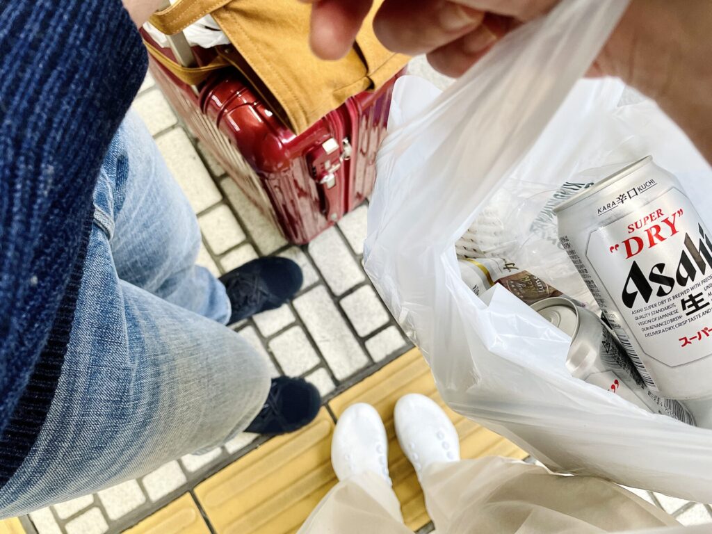 新幹線に乗る前の買い出し