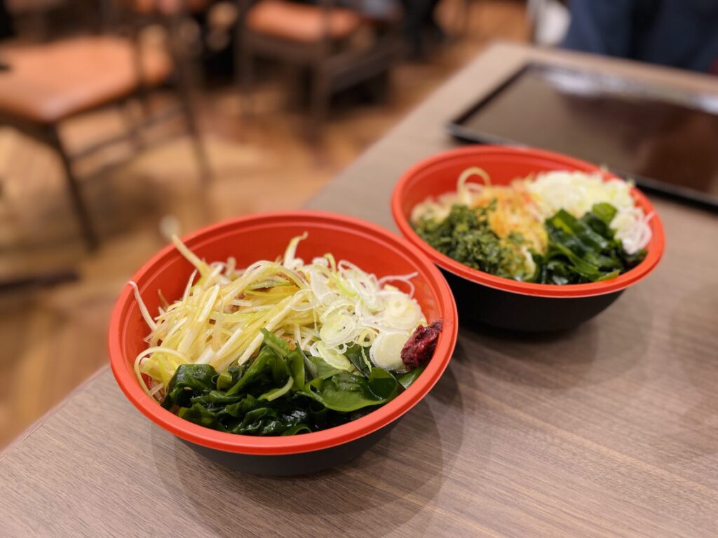 ラビスタ東京ベイ 夜鳴きそば トッピング全部盛り