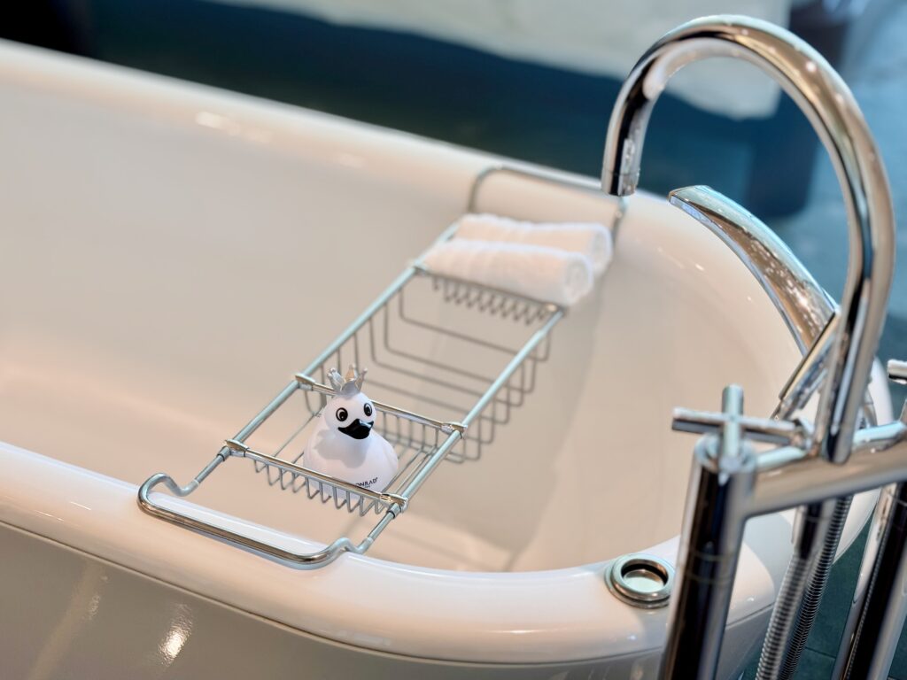 コンラッド東京 ウェルカムギフトのコンラッドダック