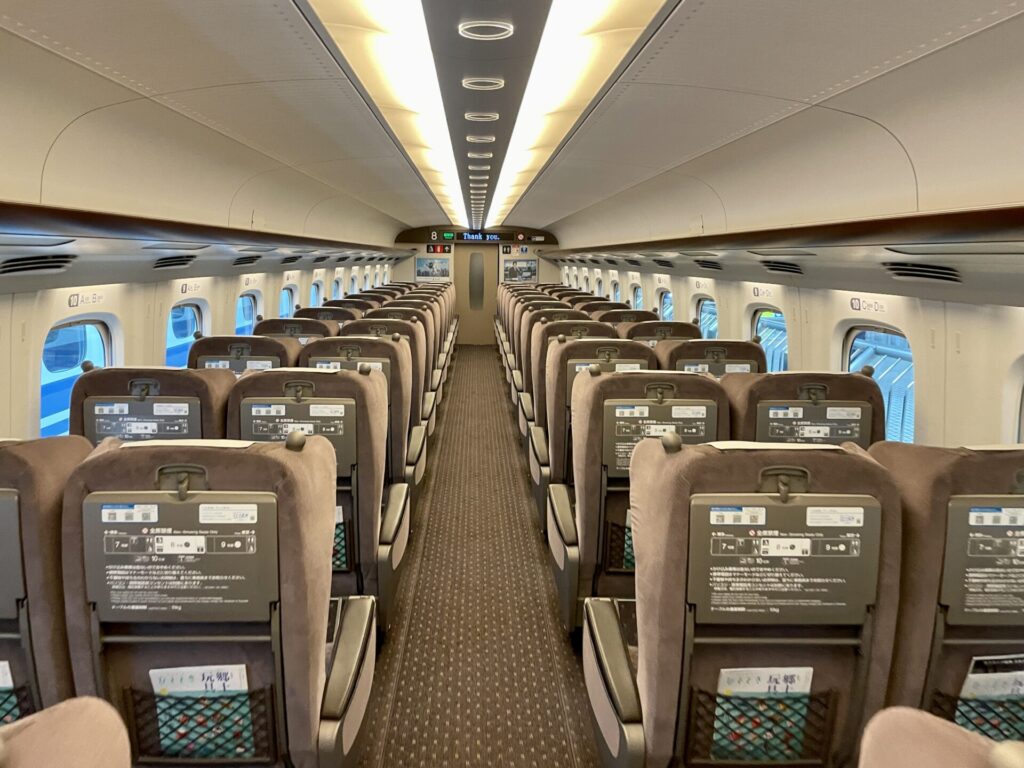 東海道新幹線 こだま グリーン車の様子