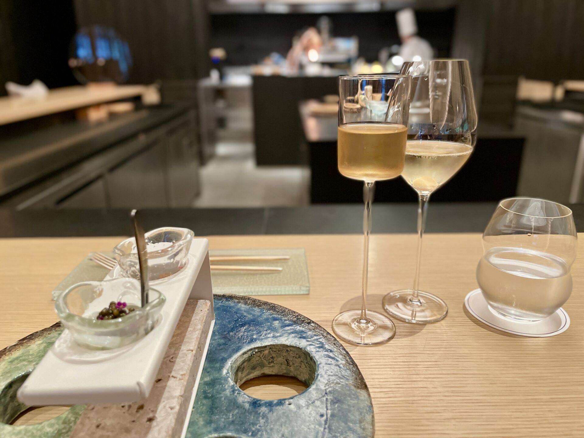 ロク京都 シェフズテーブル 食前酒とシャンパン