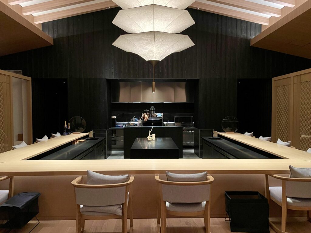 ロク京都 シェフズテーブル 夜の様子