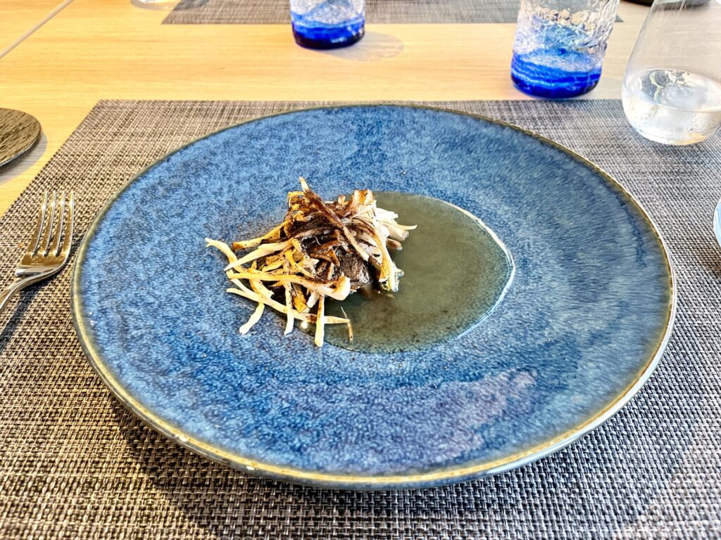 ヒルトン瀬底 シスクグリル コース4品目 前菜 太刀魚 県産茸 メロン胡瓜