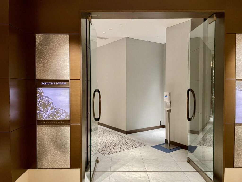 ヒルトンお台場 エグゼクティブラウンジ エントランス