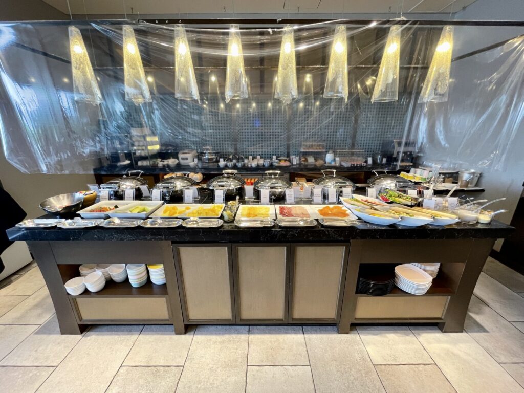 ヒルトンお台場 エグゼクティブラウンジ 朝食ブッフェ台