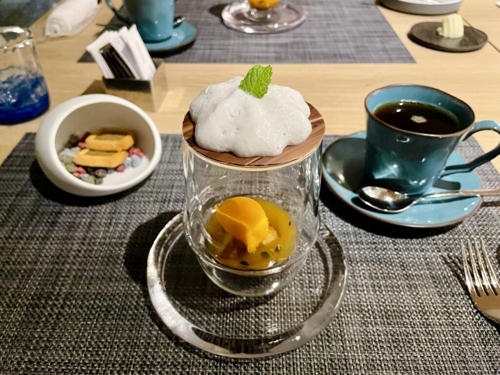 ヒルトン瀬底 シスクグリル 食後のコーヒーとデザート