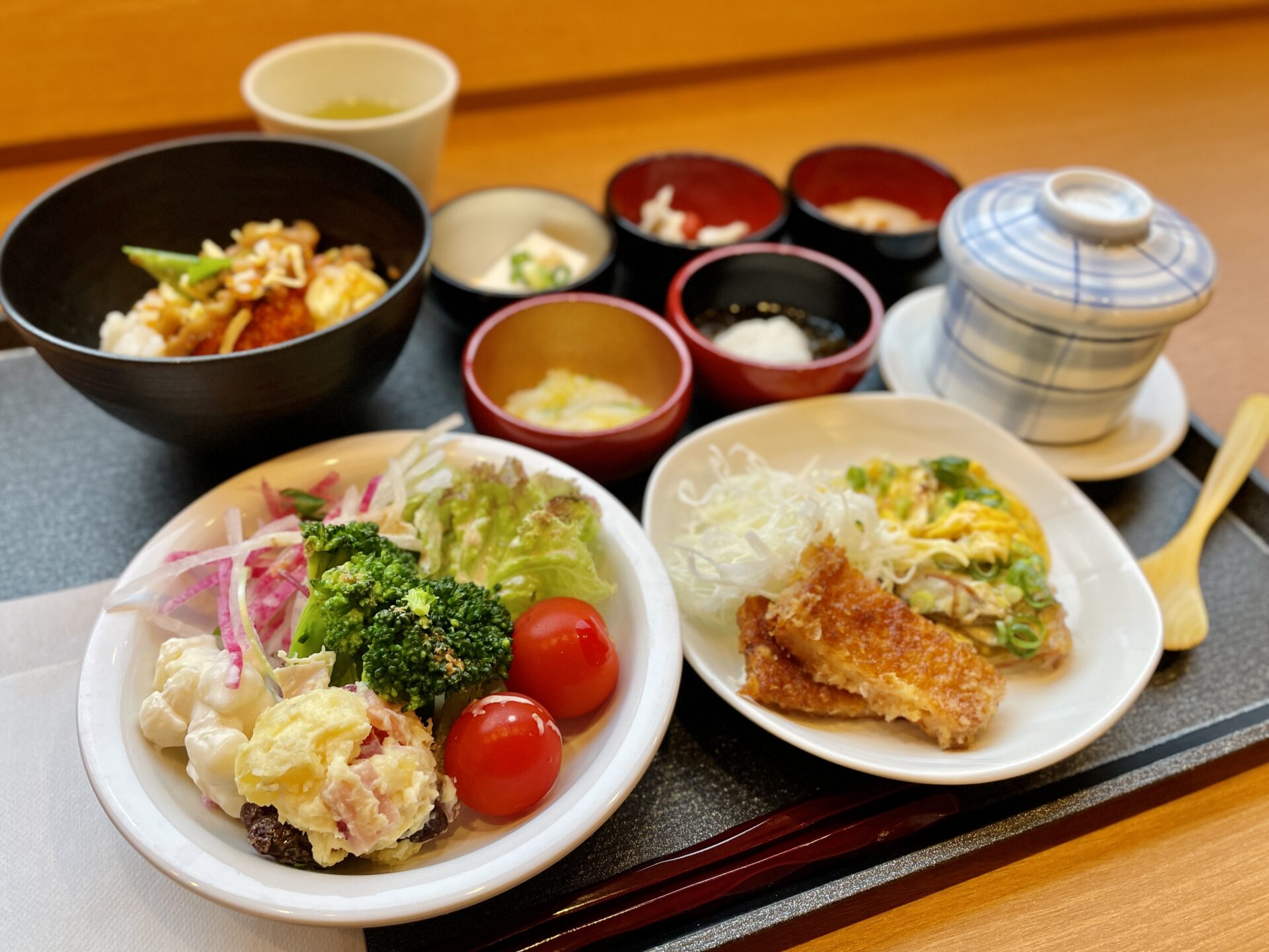 「ドーミーイン広島ANNEX」ご当地メニュー満載な朝食ビュッフェ