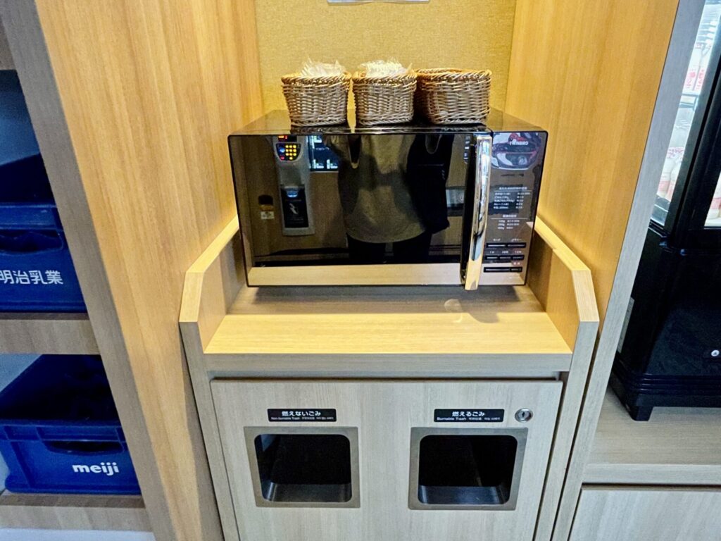 ドーミーイン広島ANNEX 電子レンジ