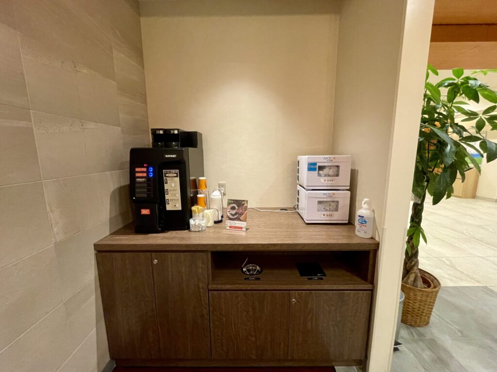 ドーミーイン広島ANNEX ウェルカムドリンクコーナー