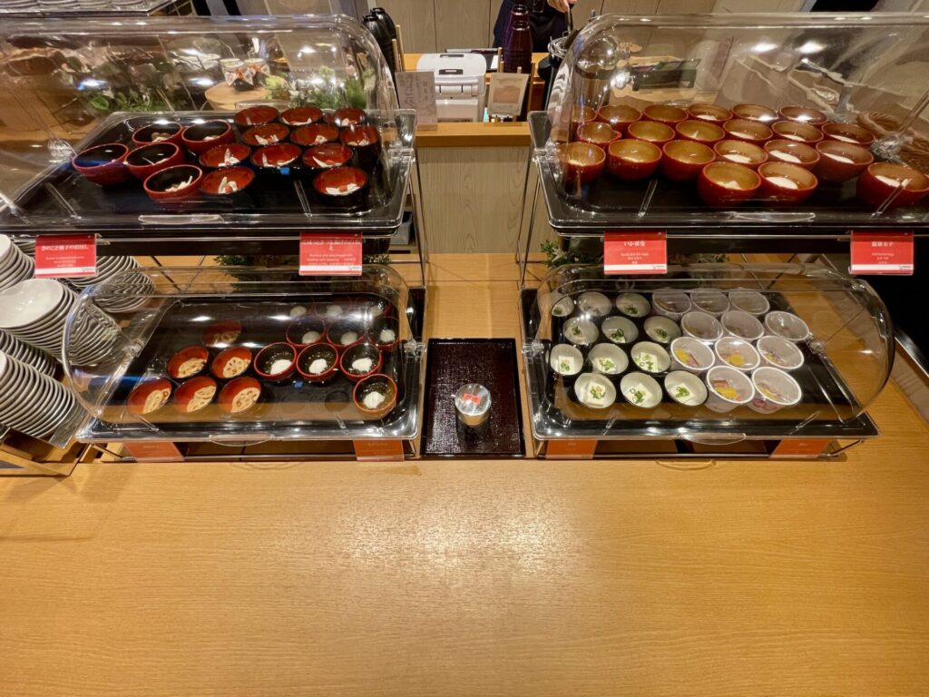 ドーミー広島ANNEX 朝食 小鉢