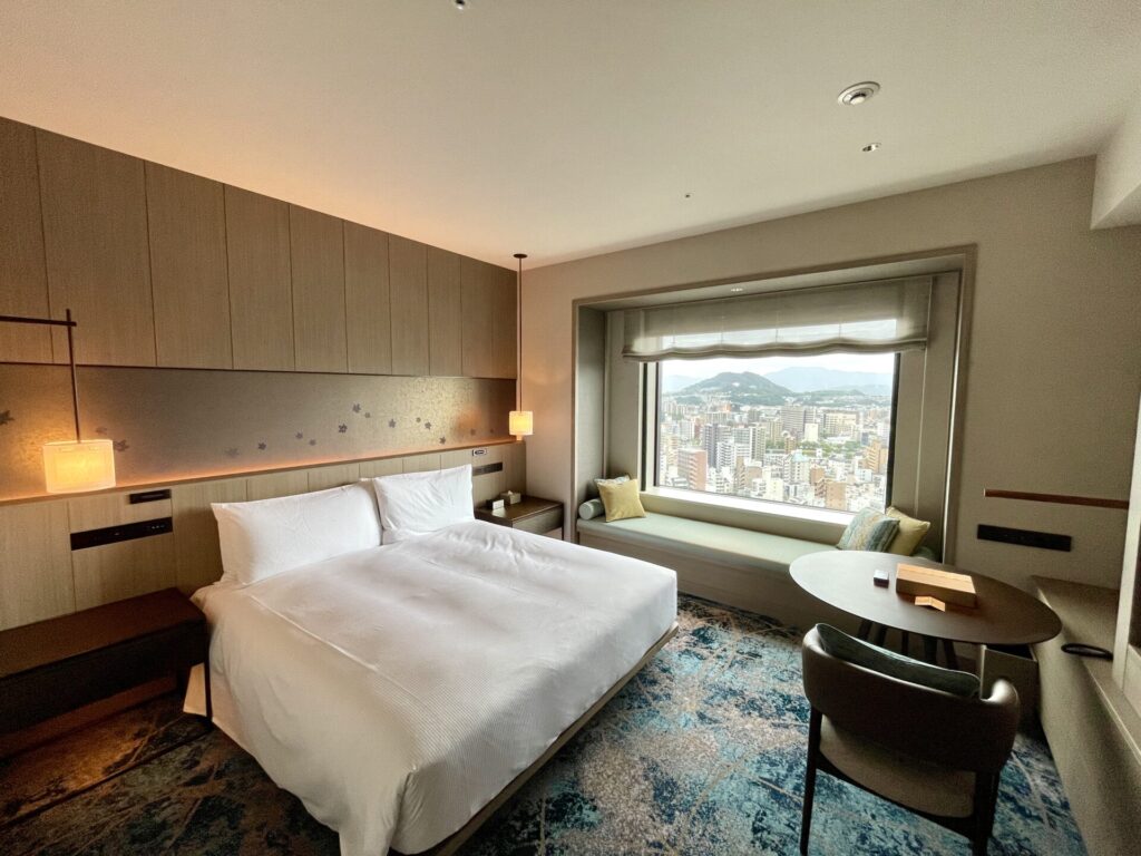 ヒルトン広島 エグゼクティブルーム ベッドルーム