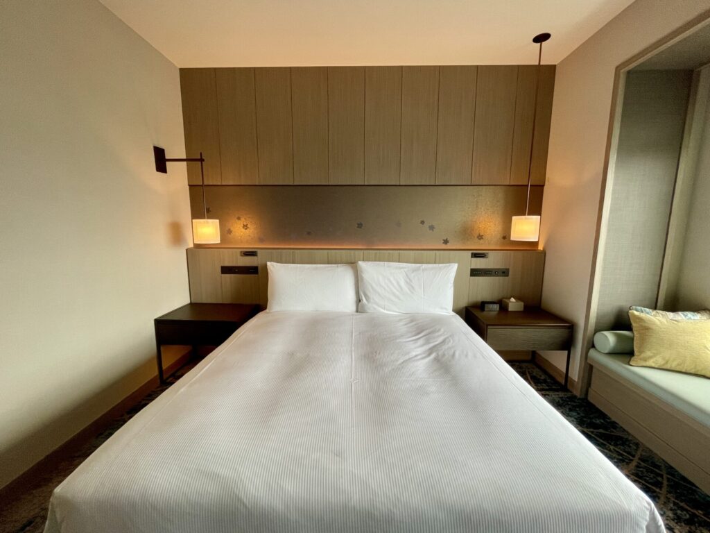 ヒルトン広島 エグゼクティブルーム キングベッド