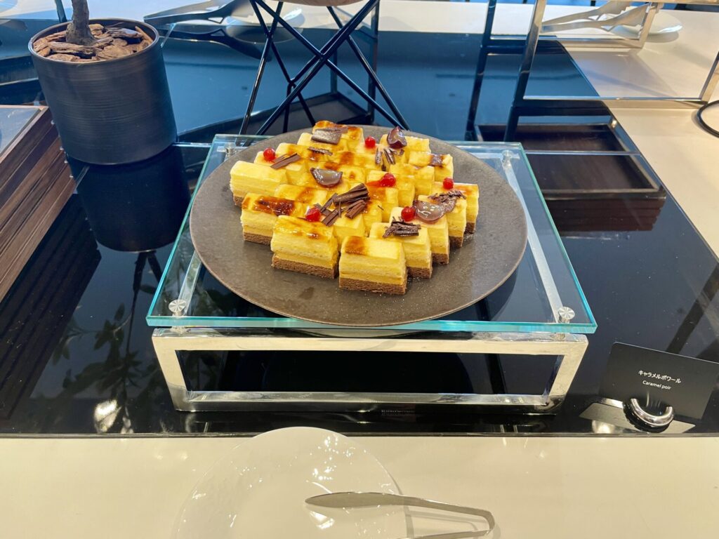 ヒルトン広島 ラウンジ アフタヌーンティ キャラメルポワール