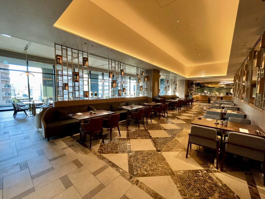 ヒルトン広島 オールデイダイニング「モザイク」雰囲気