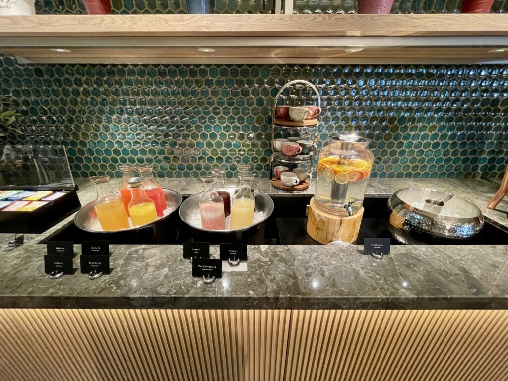ヒルトン広島 モザイク 朝食 フレッシュジュース