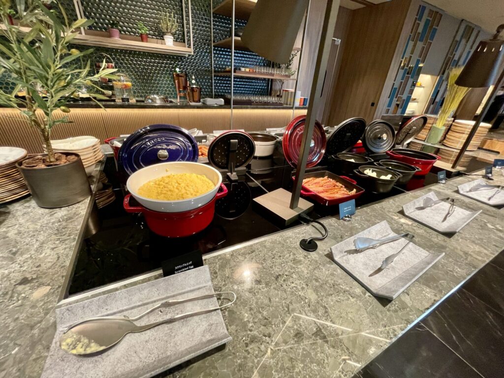 ヒルトン広島 モザイク 朝食 スクランブルエッグ