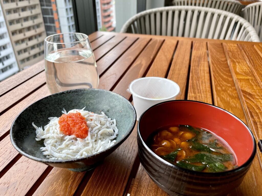 ヒルトン広島 朝食 ご飯とみそ汁