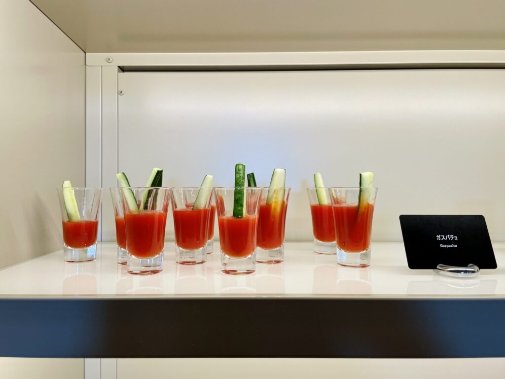 「ヒルトン広島」朝食ビュッフェ サラダコーナー ガスパチョ