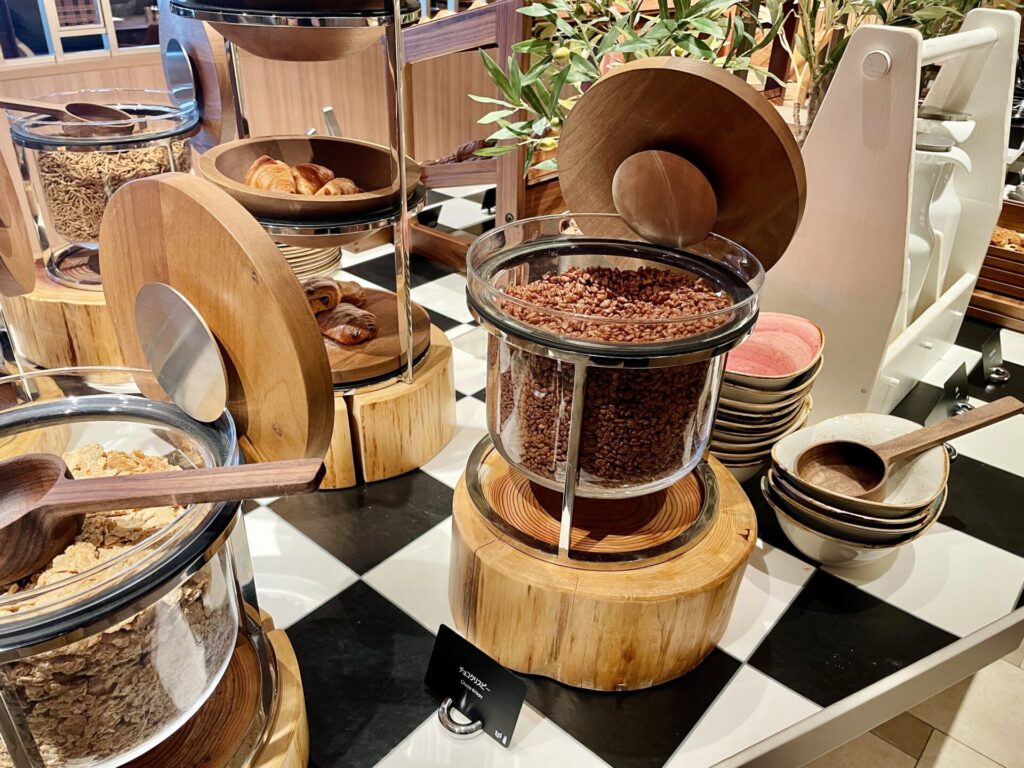 「ヒルトン広島」モザイク朝食ビュッフェ シリアルコーナー チョコフレーク