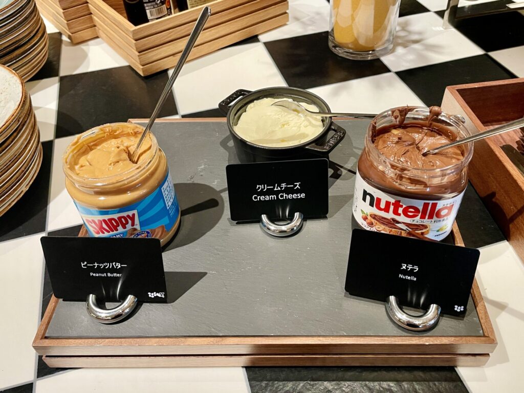 「ヒルトン広島」朝食ビュッフェ パンコーナーのジャム類