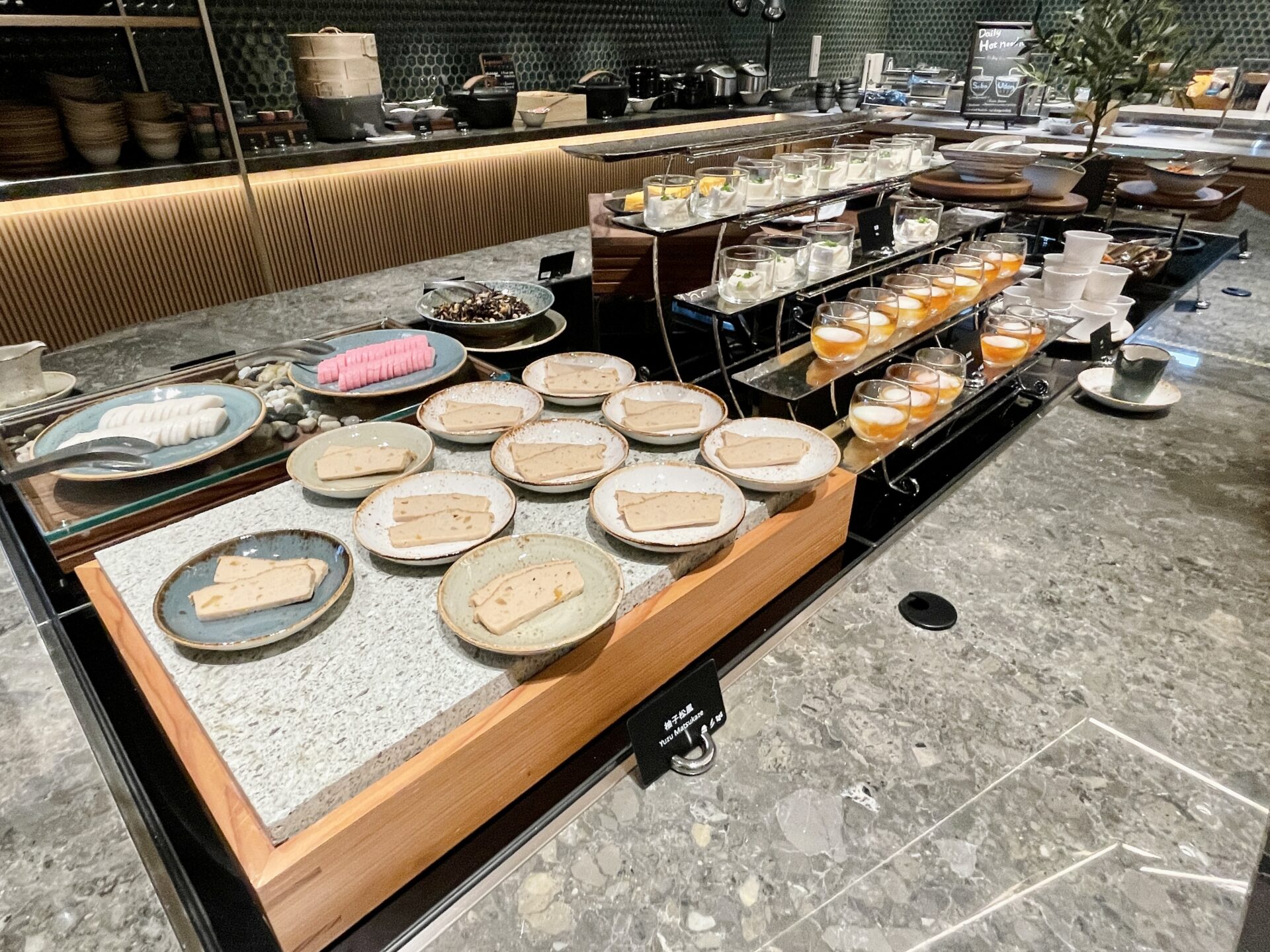 「ヒルトン広島」朝食ビュッフェ モザイク 和食コーナー