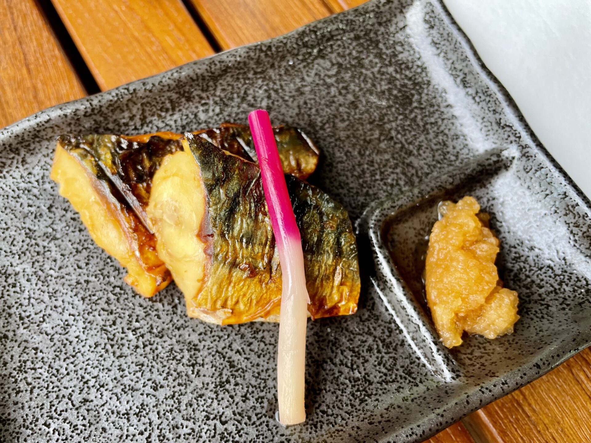 「ヒルトン広島」朝食ビュッフェ モザイク ライブキッチンの焼魚