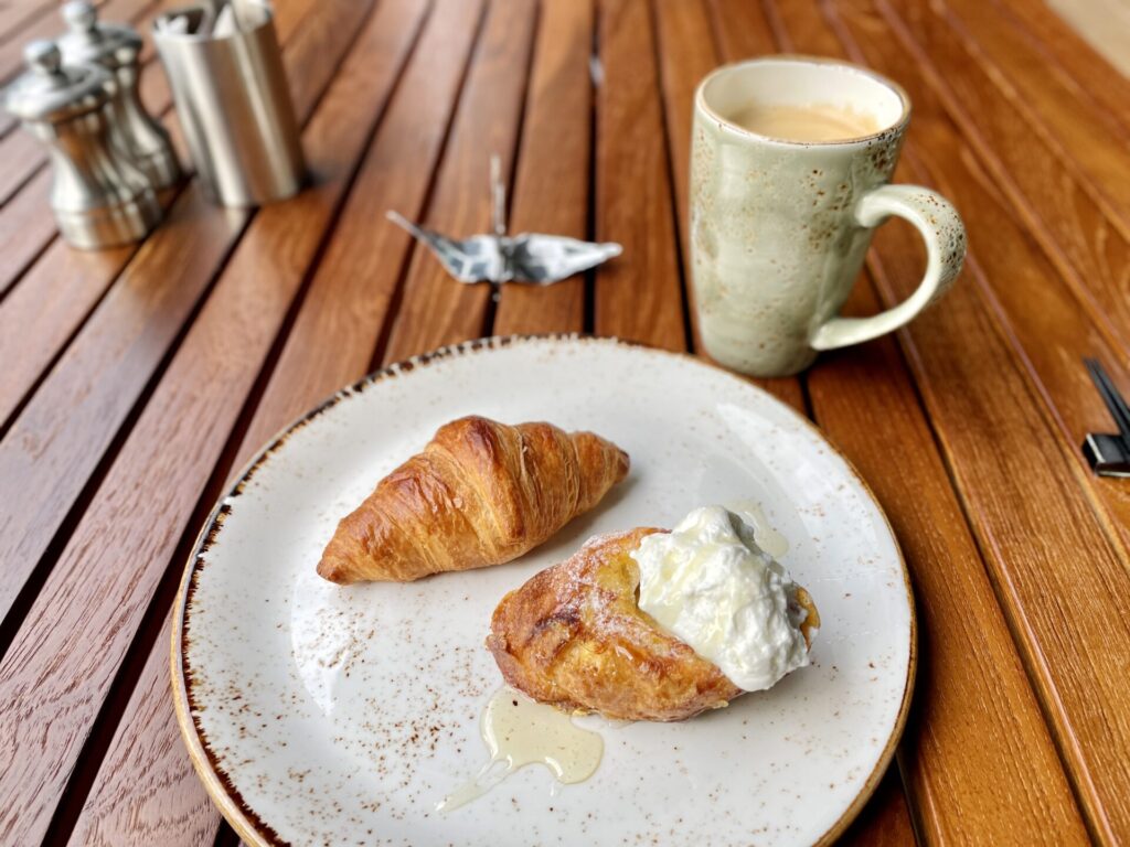 「ヒルトン広島」朝食ビュッフェ モザイク 締めのスイーツ