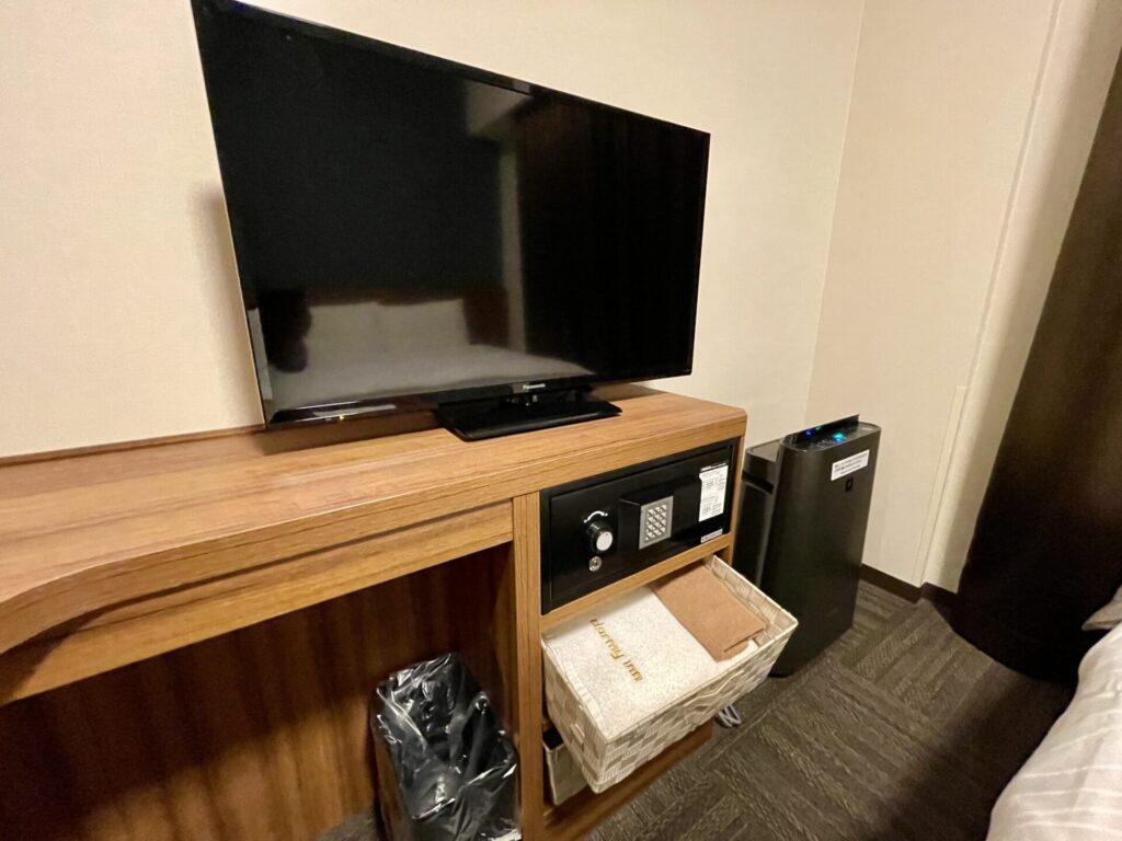 ドーミーイン池袋 客室 テレビ