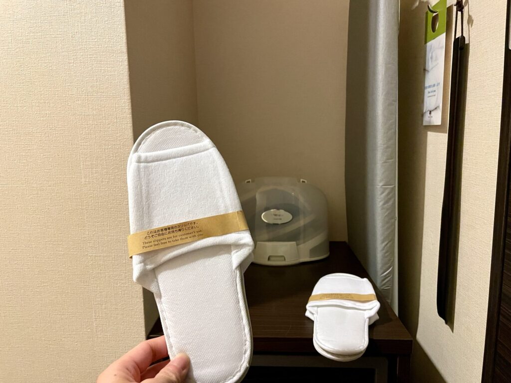 ダブルツリーbyヒルトン那覇 スリッパ