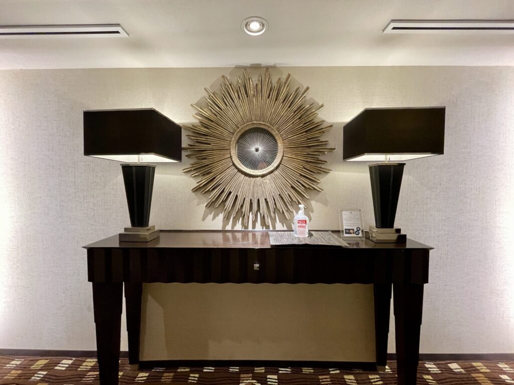 ダブルツリーbyヒルトン那覇 エレベーターホール