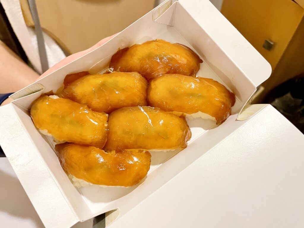 那覇空港に来たら買いたい「大東寿司」