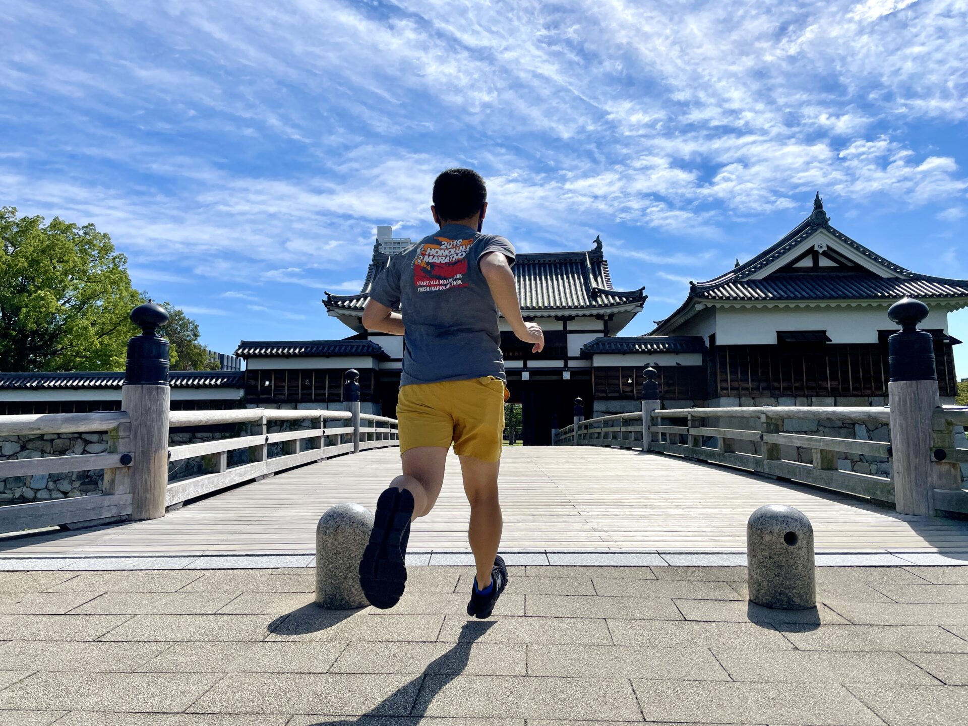「ヒルトン広島」旅ランの様子 広島城へ到着