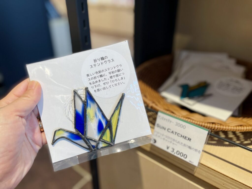 「ヒルトン広島」旅ランの様子 おりづるタワーのお土産いろいろ