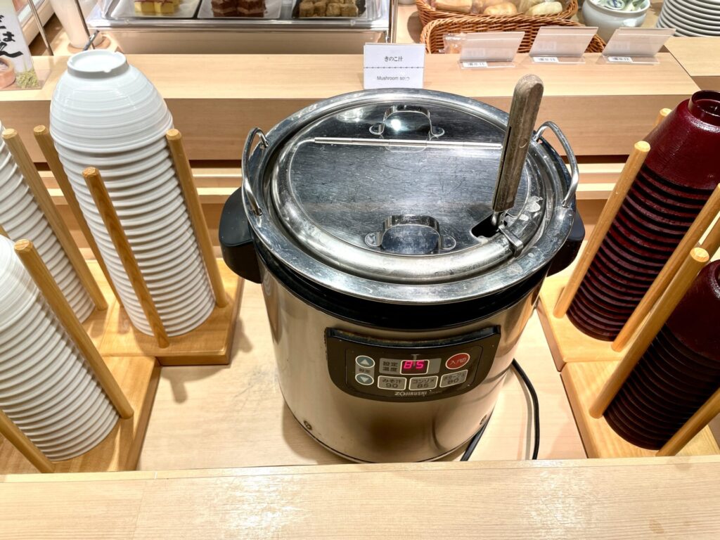 ドーミーイン後楽園 朝食 お味噌汁