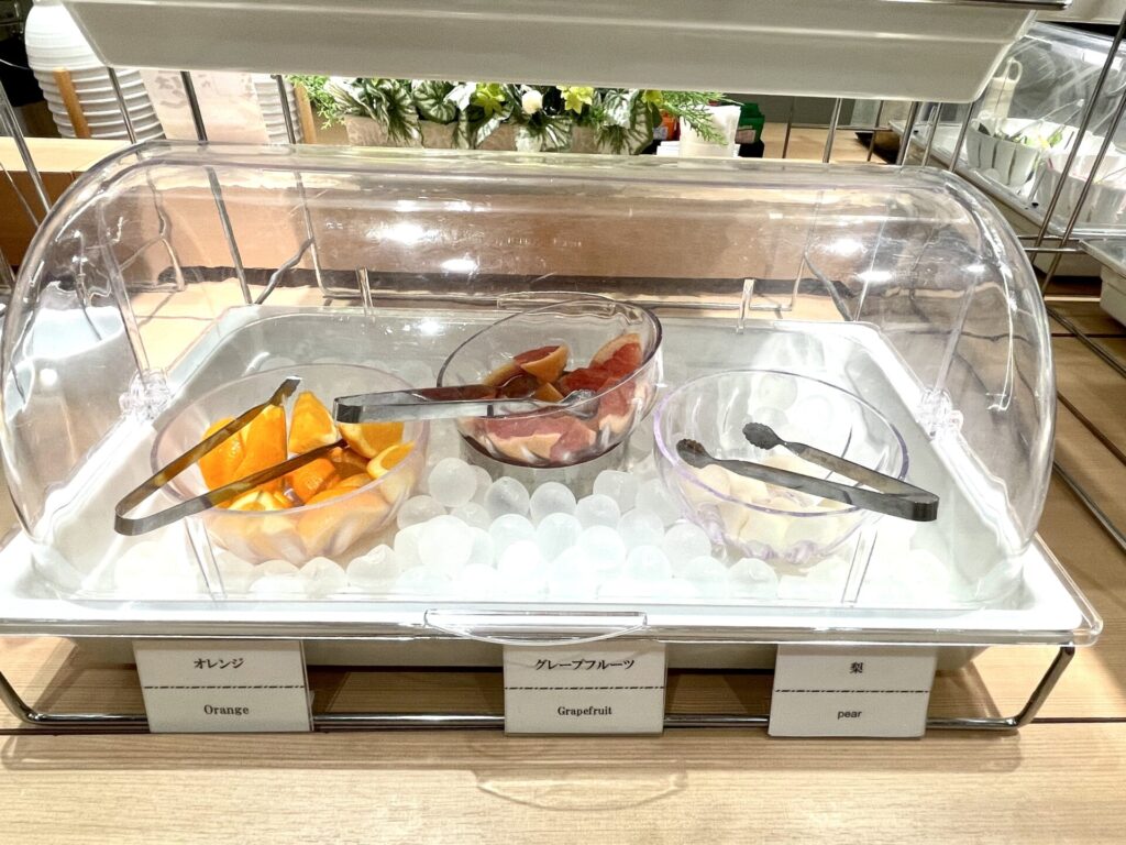 ドーミーイン後楽園 朝食 フルーツ