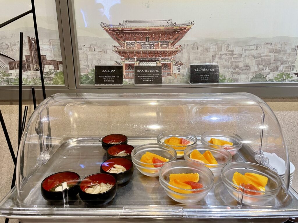 ドーミーイン秋葉原 朝食 フルーツ
