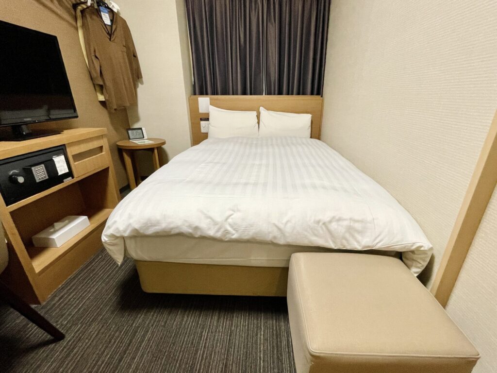 ドーミーイン秋葉原 ベッド