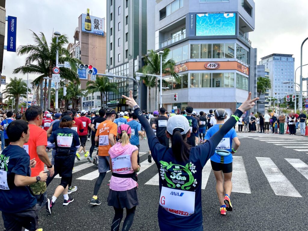 NAHAマラソン 国際通りへ