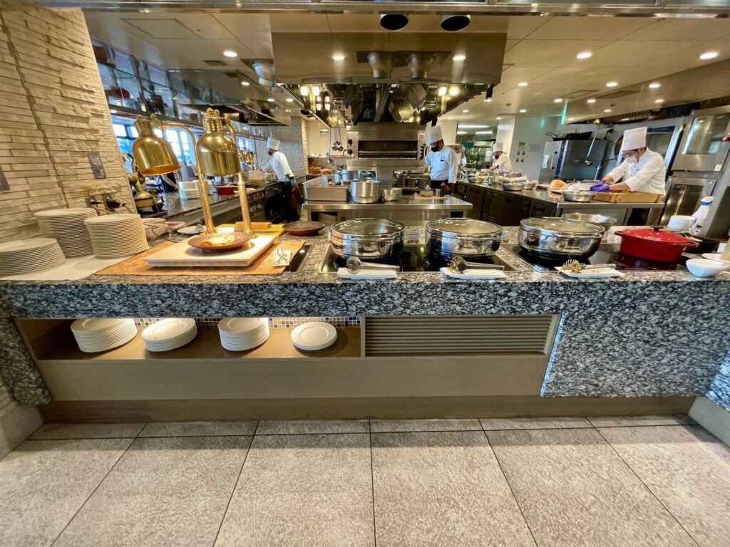 ヒルトン沖縄北谷リゾート 朝食 ホットミールコーナー