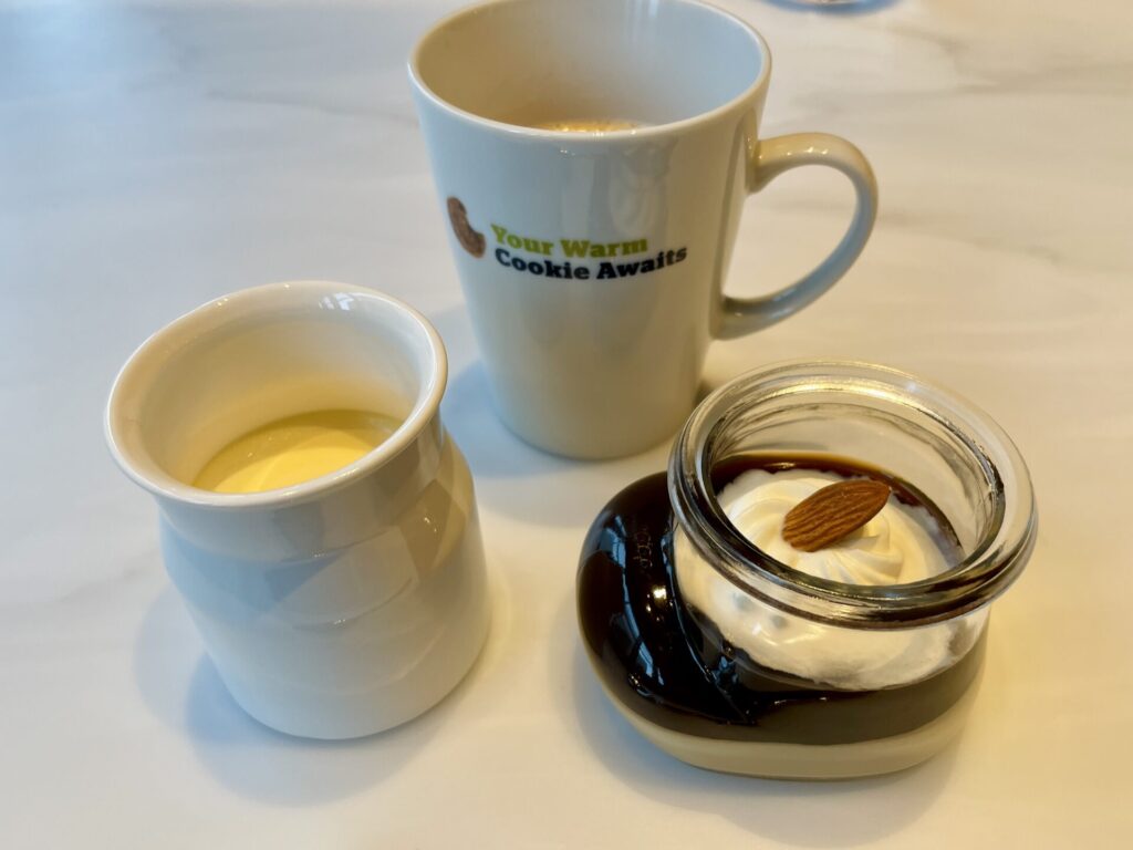 ダブルツリーbyヒルトン富山 朝食 プリンとコーヒーゼリー