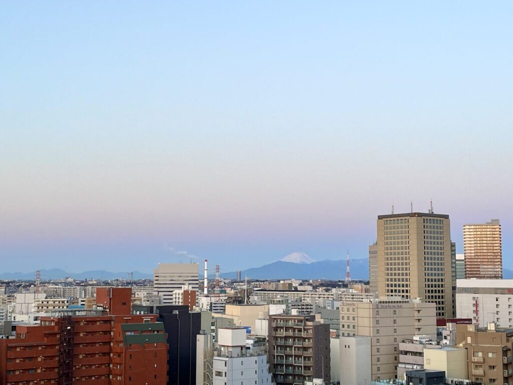 ドーミーイン川崎 朝焼けの富士山