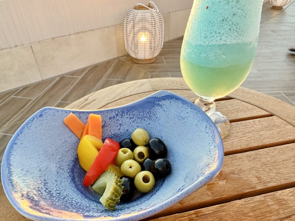 「ヒルトン沖縄宮古島リゾート」ブログ宿泊記 ルーフトップバー ユナイにて