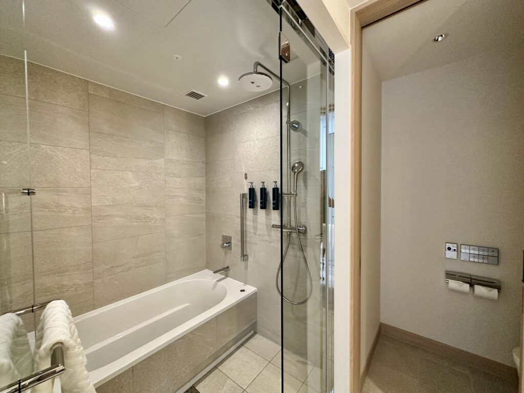 ヒルトン沖縄宮古島リゾート デラックスルーム 浴室