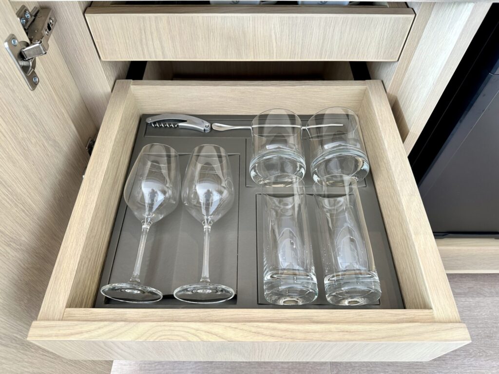 ヒルトン沖縄宮古島リゾート デラックスルーム グラス類