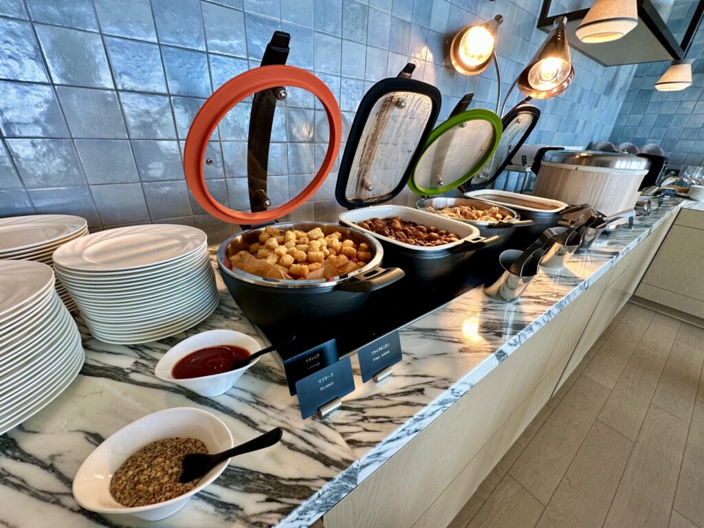 ヒルトン沖縄宮古島リゾート エグゼクティブラウンジ カクテルタイムの食事