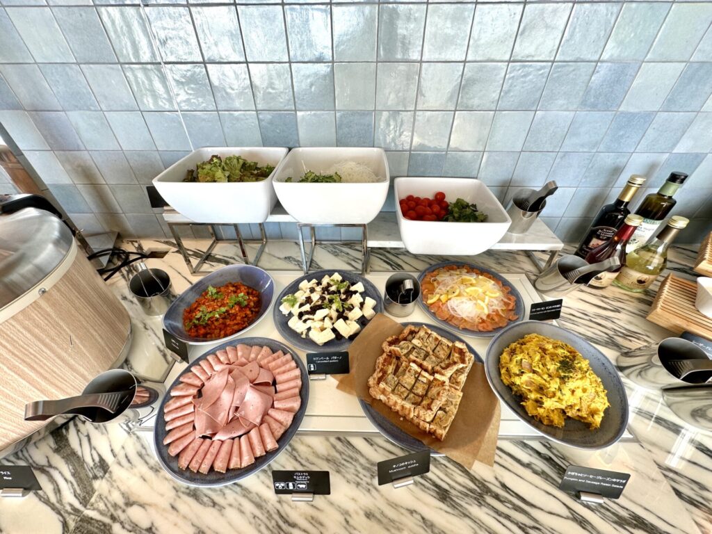 ヒルトン沖縄宮古島リゾート エグゼクティブラウンジ イブニングカクテル コールドミール