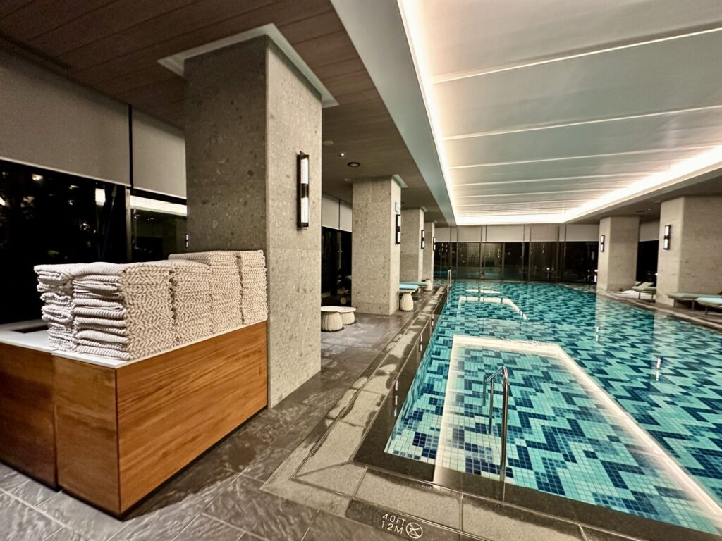 ヒルトン沖縄宮古島リゾート 室内プール タオル