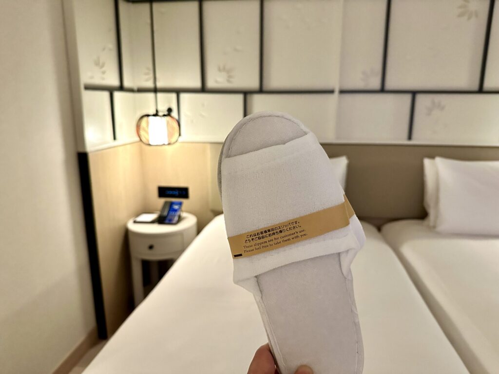 「ヒルトン沖縄宮古島リゾート」ブログ宿泊記 スリッパ