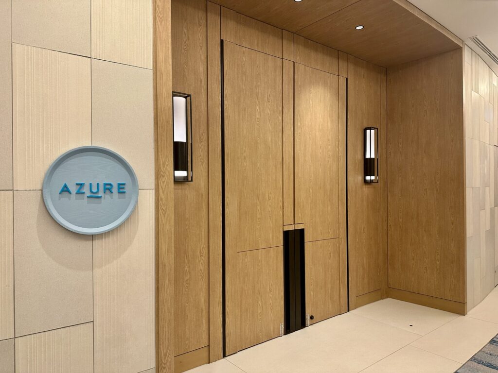 ヒルトン沖縄宮古島リゾート 朝食 アジュールのエントランス