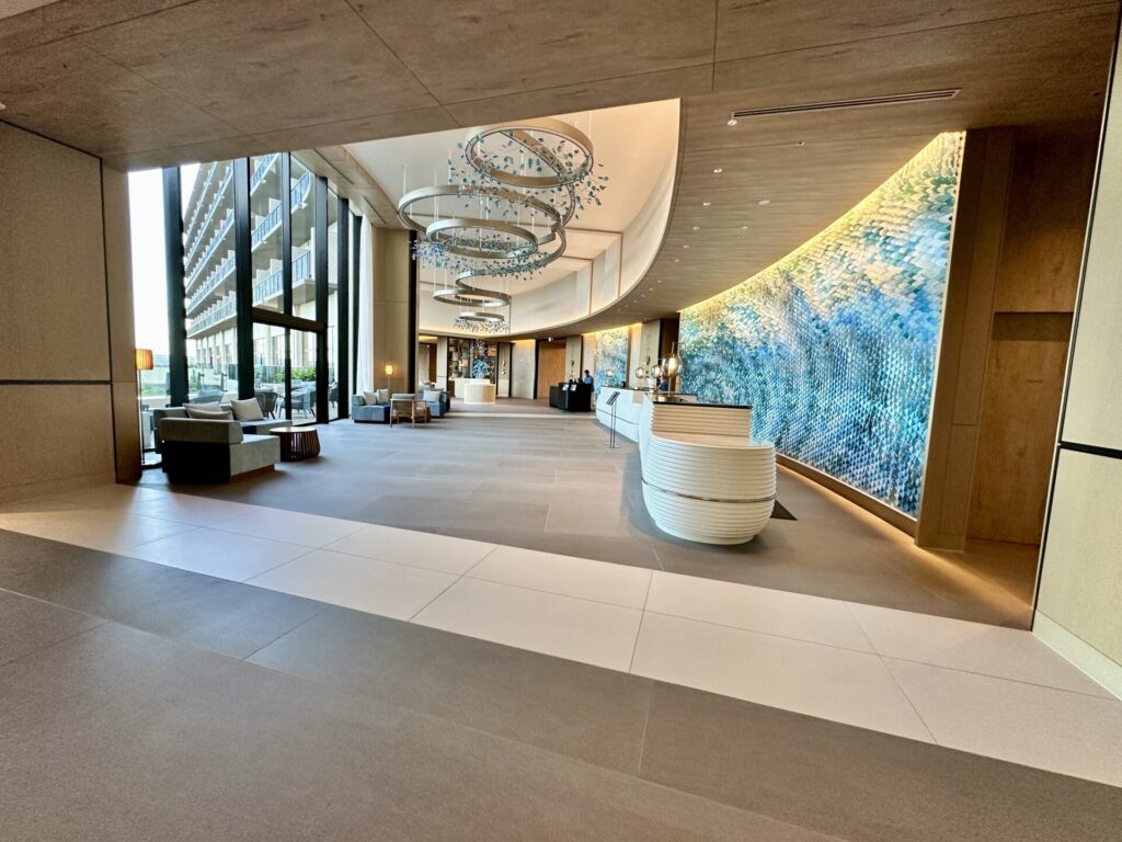 ヒルトン沖縄宮古島リゾート ロビーの様子